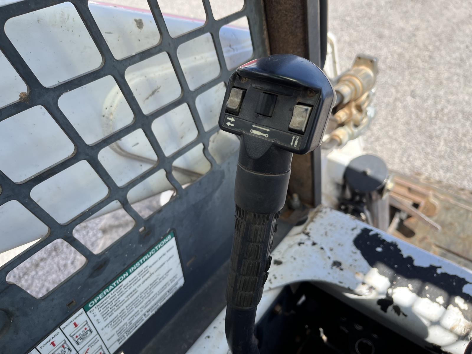 ./imagenes/INVOICE/2019/17258/MINICARGADOR BOBCAT S300 (22).JPG